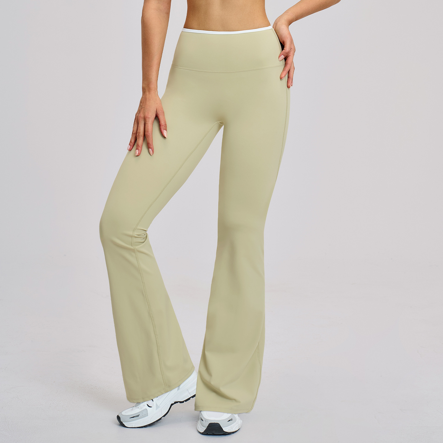 Athletic Wear Custom Logo Yoga Wear Tight Fitting Flared Yoga Pants