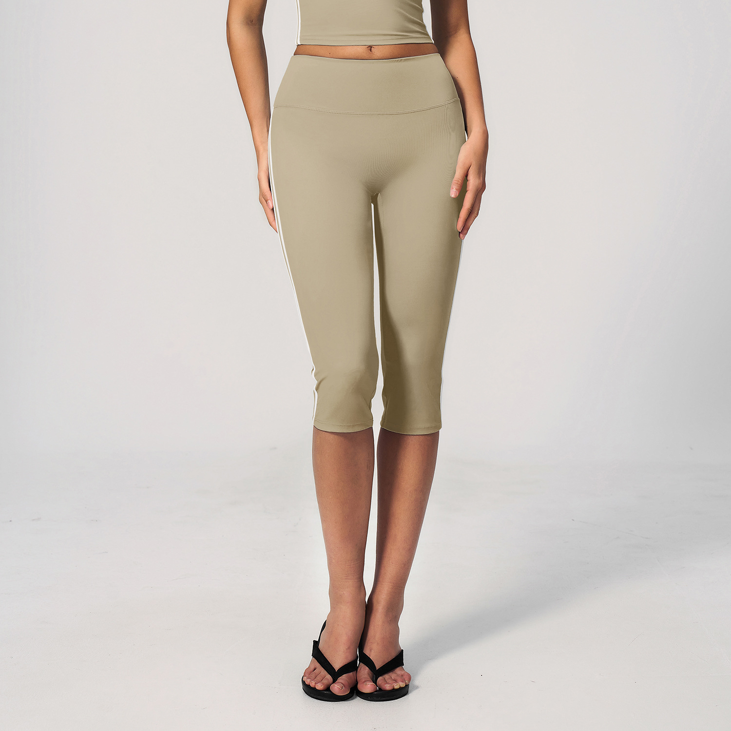 Sports Apparel Women’s Activewear Wholesale Yoga Clothing Manufacturer Custom Logo Yoga Leggings