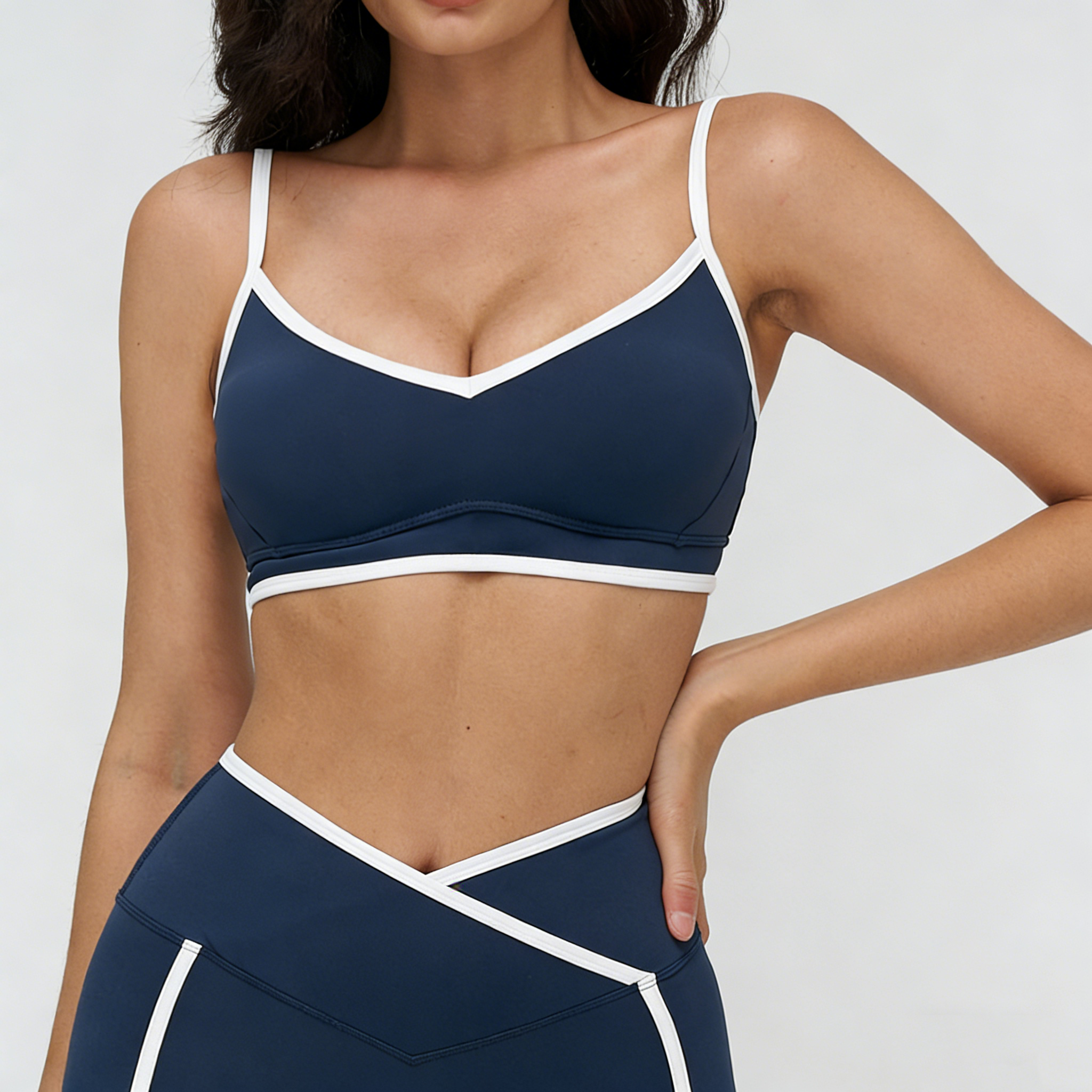 Sportswear Custom Logo Yoga Wear Strappy Bra Have Padding Bras