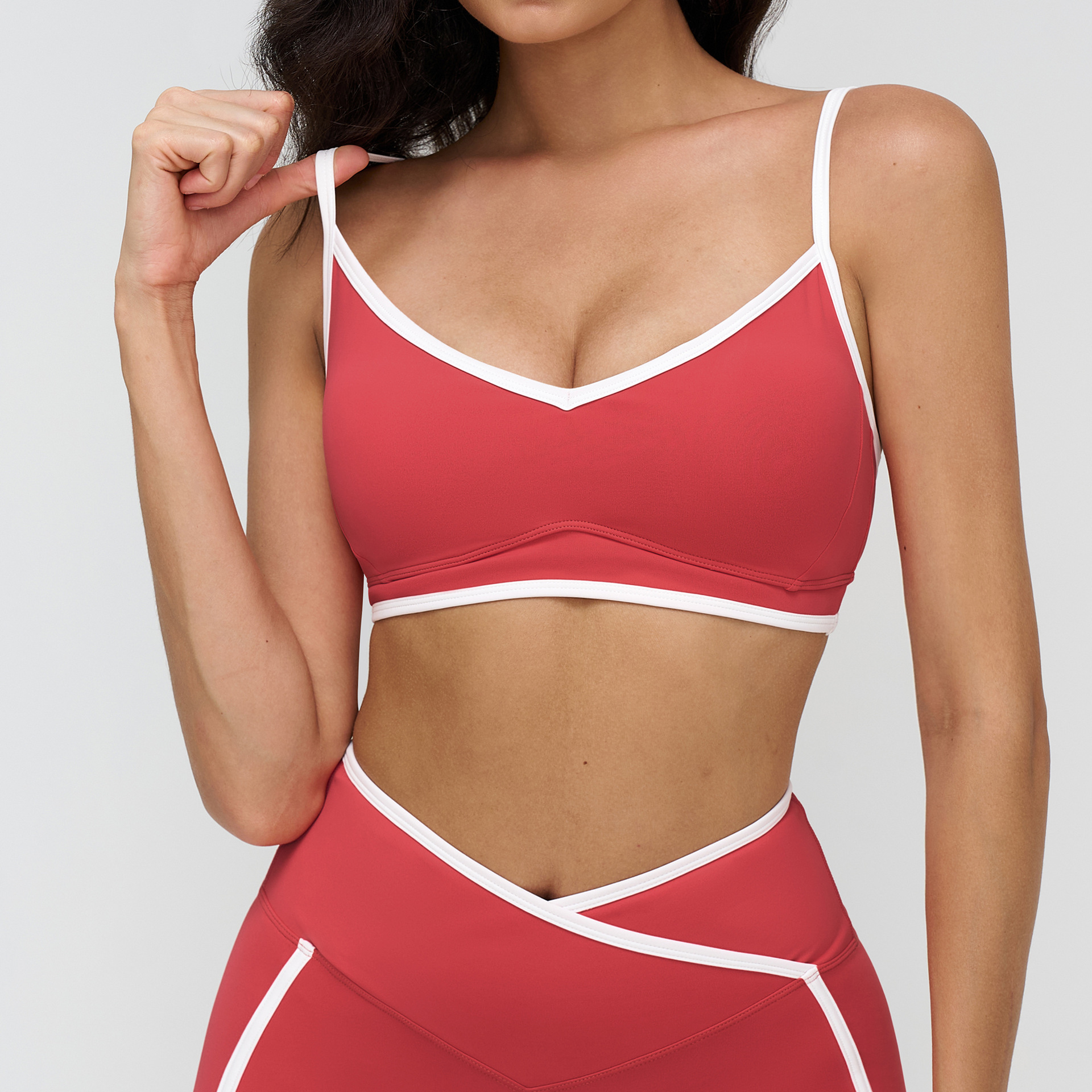 Sportswear Custom Logo Yoga Wear Strappy Bra Have Padding Bras
