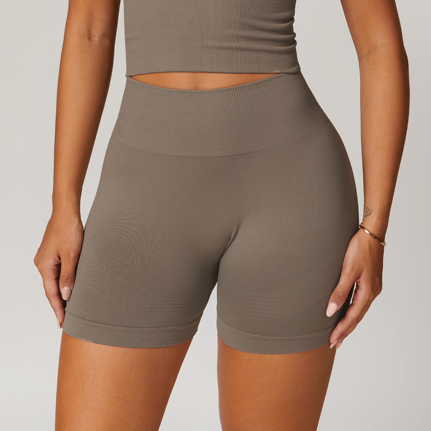 Premium Yoga Wear Custom Activewear Shark Workout Apparel Seamless Shorts