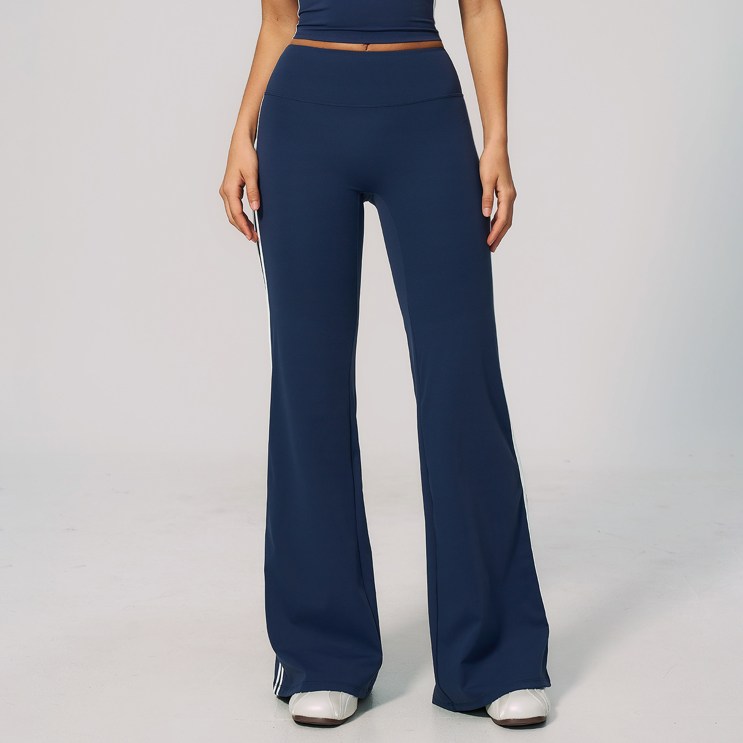 Sports Women’s Workout Clothes Supplier Soft Fabric Yoga Pants