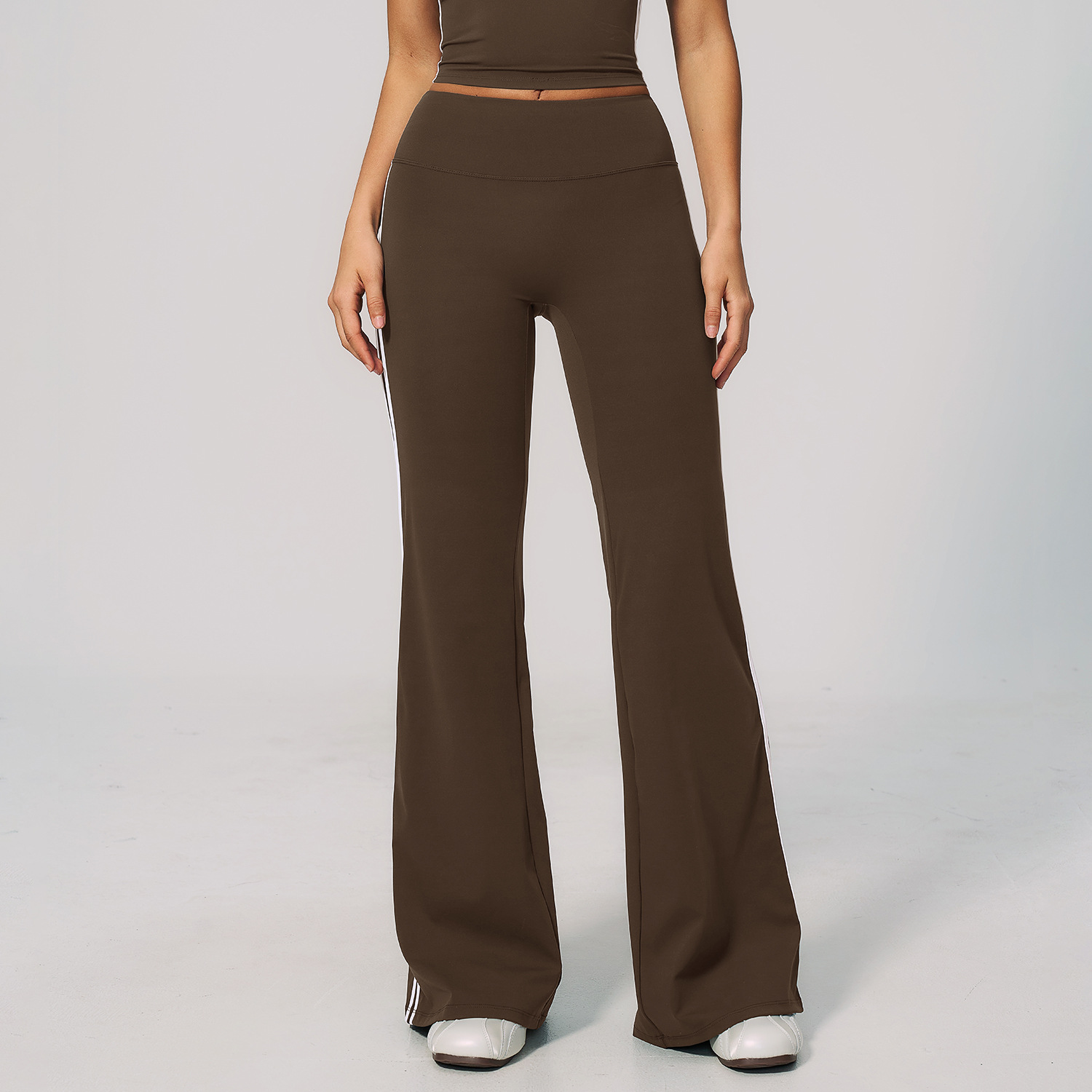 Sports Women’s Workout Clothes Supplier Soft Fabric Yoga Pants