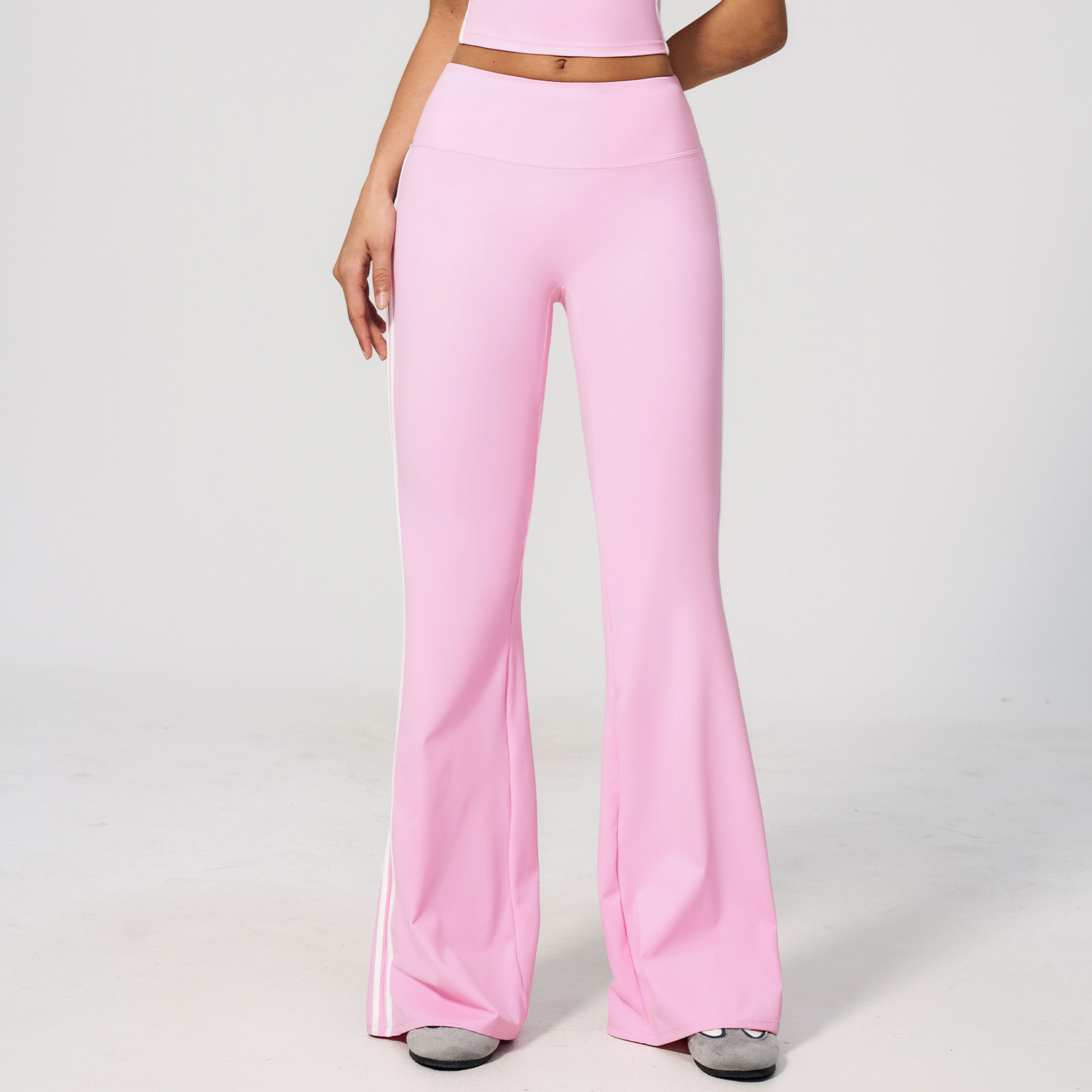 Sports Women’s Workout Clothes Supplier Soft Fabric Yoga Pants