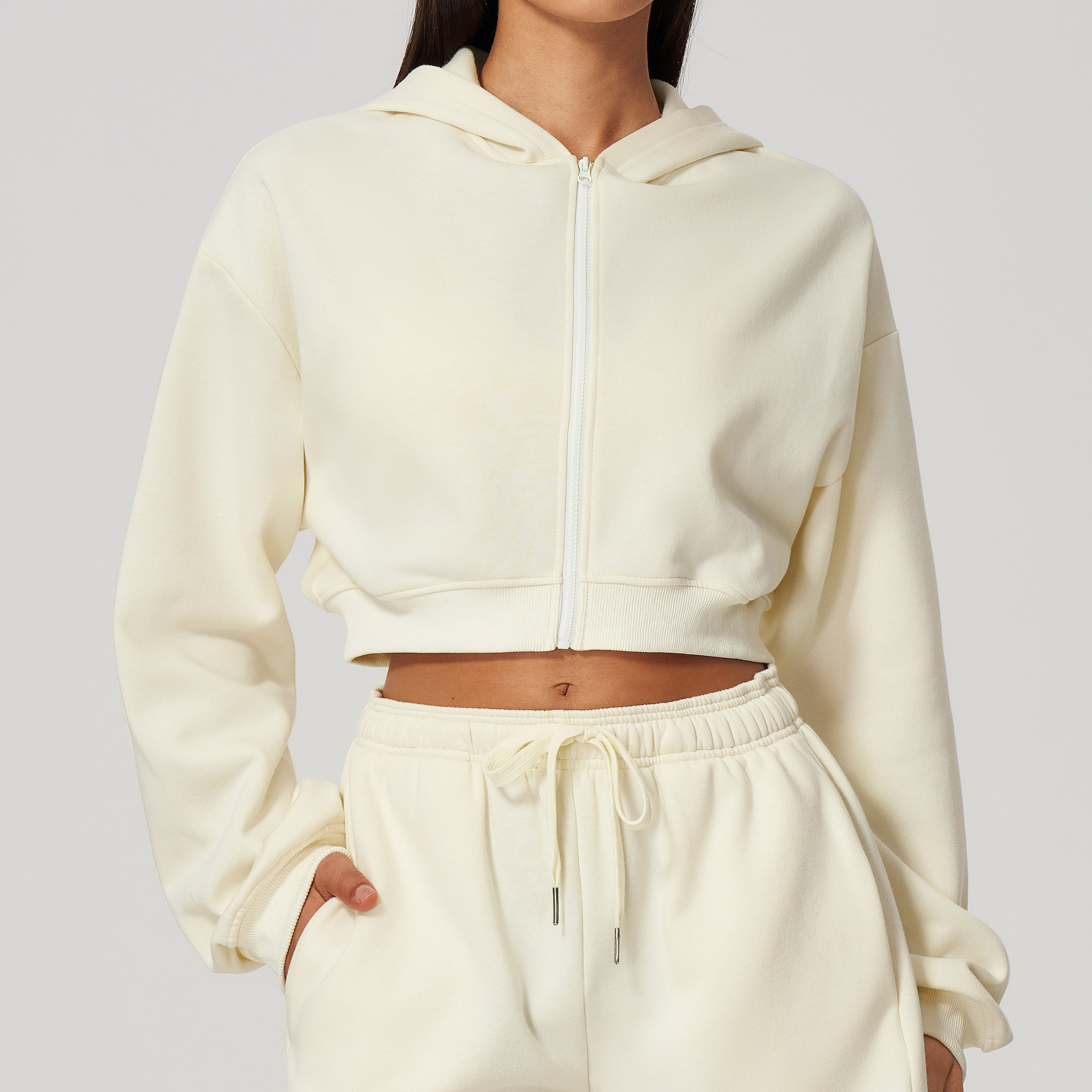 Activewear Manufacturer Custom Activewear Manufacturers Tight Fitting Full-Zip Jacket